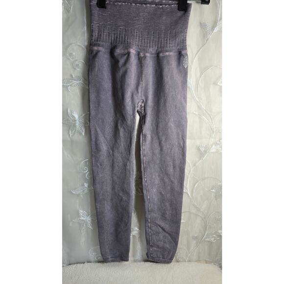 Free people movement leggings - Picture 2 of 4